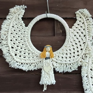 Angyalka fali dekoráció, Otthon & Életmód, Dekoráció, Fali és függő dekoráció, Falra akasztható dekor, Csomózás, MESKA