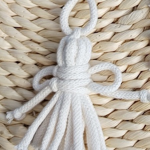 Makramé angyalka karácsonyfadísz - Meska.hu