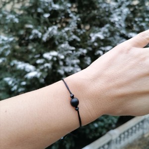 BALA-Black Minimál karkötő (mini)  - ékszer - karkötő - karkötő medállal - Meska.hu