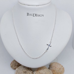 Ezüst nyaklánc kereszttel, Ékszer, Nyaklánc, Medálos nyaklánc, Ékszerkészítés, Ötvös, MESKA