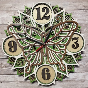 Pillangós mandala falióra, 29 cm átmérőjű, Otthon & Életmód, Dekoráció, Falióra & óra, Fali és függő dekoráció, Famegmunkálás, Festett tárgyak, MESKA