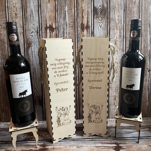 Szülőköszöntő szett, virág boxok, gravírozott díszdobozban, felirattal, bortartókkal - Már férj és feleség! mintával - esküvő - emlék & ajándék - szülőköszöntő ajándék - Meska.hu
