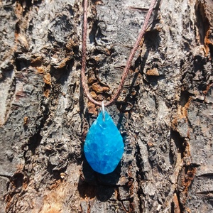 Apatit medál, Apatit nyaklánc, Kék apatit, Ajándék, Saját csiszolású kék apatit medál kenderszálon,  - ékszer - nyaklánc - medál - Meska.hu