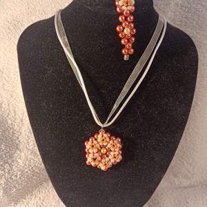 195, Ékszer, Nyaklánc, Gyöngyös nyaklánc, Gyöngyfűzés, gyöngyhímzés, MESKA