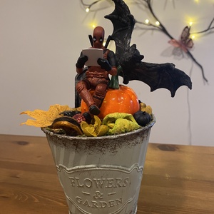 Deadpool. Halloween  asztal dísz - Meska.hu