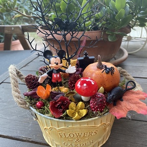 Disney Mickey őszi  asztaldísz, Otthon & Életmód, Dekoráció, Halloween, Halloweeni asztaldísz, Mindenmás, MESKA