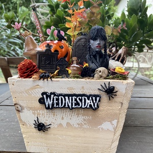Wednesday   asztal disz  - otthon & életmód - dekoráció - asztal és polc dekoráció - asztaldísz - Meska.hu