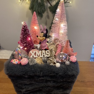 Disney Minnie karácsonyi  asztal disz  - karácsony - karácsonyi lakásdekoráció - ünnepi asztaldekoráció - Meska.hu