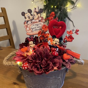 Valentin Disney Mickey és Minnie asztal  disz  - otthon & életmód - virágdekoráció - virágdíszek - asztali virágdísz - Meska.hu
