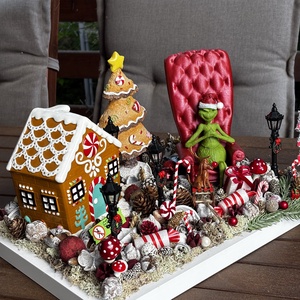 Grincs karácsonyi advent asztal disz  - karácsony - karácsonyi lakásdekoráció - karácsonyi ajtódíszek - Meska.hu