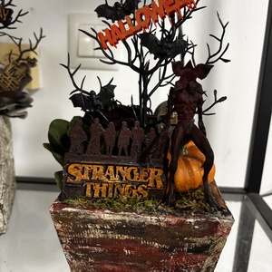 Stranger Things  asztal disz  - otthon & életmód - dekoráció - asztal és polc dekoráció - díszüveg - Meska.hu