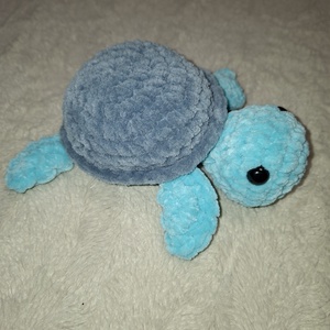 Horgolt plüss kis teknős, Játék & Sport, Plüssállat & Játékfigura, Teknős, Horgolás, Hímzés, MESKA