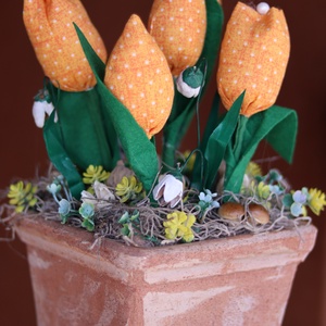 Sárga tulipános kert, asztaldísz, ajándék, dekoráció - otthon & lakás - dekoráció - asztaldísz - Meska.hu Sárga tulipános kert, asztaldísz, ajándék, dekoráció - otthon & lakás - dekoráció - asztaldísz - Meska.hu