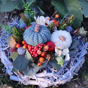Textíltököcskékkel díszített őszi asztaldísz, dekoráció - otthon & életmód - dekoráció - halloween - halloweeni dekoráció - Meska.hu