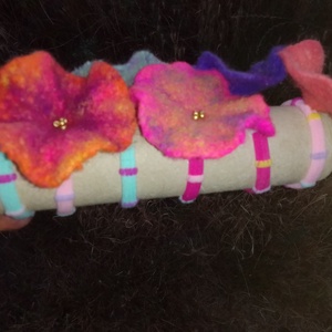 Nemez virág hajgumi/ hajcsat/ kitűző - ruha & divat - hajdísz & hajcsat - hajcsat & hajtű - Meska.hu