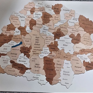 Nagy Magyarország fa térkép, Otthon & Lakás, Dekoráció, Fali és függő dekoráció, Térkép, Gravírozás, pirográfia, MESKA