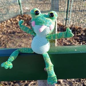 Horgolt béka, Játék & Sport, Plüssállat & Játékfigura, Béka, Horgolás, Baba-és bábkészítés, MESKA