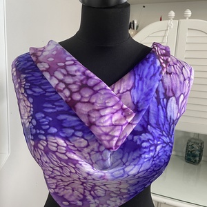 Színes kézzel festett selyemkendő - ruha & divat - sál, sapka, kendő - kendő - Meska.hu