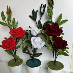 Kétfejű rózsa bimbóval - otthon & életmód - virágdekoráció - virágdíszek - virágdísz kaspóban - Meska.hu