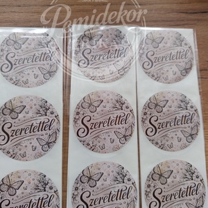 Szeretettel kerek matrica (5 cm) � 20 db., Kellékek & szerszámok, Dekorációs kellékek, Matricaív, , MESKA