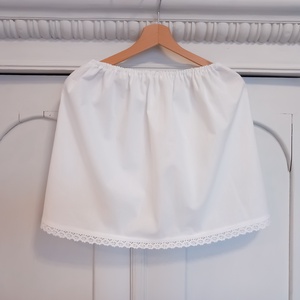 Néptáncos kisalsó, pendely (XS) - ruha & divat - női ruha - szoknya - Meska.hu