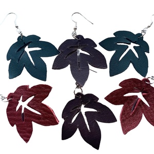 Barna bőr levél fülbevaló - ékszer - fülbevaló - lógó fülbevaló - Meska.hu