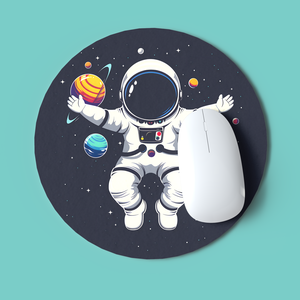 Egérpad Asztronauta Illusztrációval - Tökéletes Választás Minden Űrrajongónak!, Otthon & Életmód, Tárolás & Rendszerezés, Íróasztali tároló, Decoupage, transzfer és szalvétatechnika, MESKA