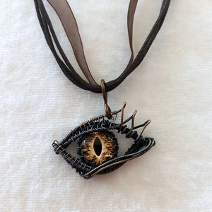 Sárkányszem medál, barna sárkányszem medál, vörösréz sárkány medál, kígyószem medál - ékszer - nyaklánc - medálos nyaklánc - Meska.hu