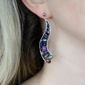 Fülbevaló Ívvarázs - szürkéskék, lila - ékszer - fülbevaló - lógó fülbevaló - Meska.hu