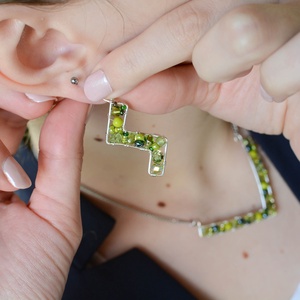 Fülbevaló Minikincsek - Z Olíva, Ékszer, Fülbevaló, Lógó fülbevaló, Ékszerkészítés, MESKA