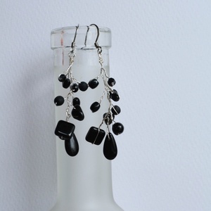 Fülbevaló Pillefürt - Fekete - nikkelmentes - ékszer - fülbevaló - lógó fülbevaló - Meska.hu