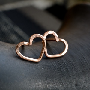 Bronz fülbevaló - szív, beszúrós, Ékszer, Fülbevaló, Fülékszer, Fémmegmunkálás, Ékszerkészítés, MESKA