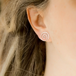 Bronz klipsz - spirál, nagyon kényelmes - ékszer - fülbevaló - klipsz - Meska.hu