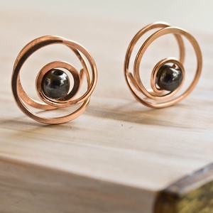 Bronz klipsz ásvánnyal - spirál, nagyon kényelmes - ékszer - fülbevaló - klipsz - Meska.hu