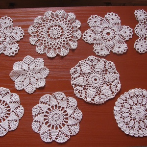 Horgolt kisterítők:14cm, és téglalap:15,5x9,5 - Meska.hu