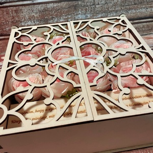 Szülőköszöntő virág box, édesanyának, nagymamának - Meska.hu
