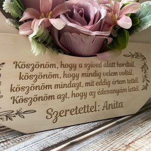 Prémium szülőköszöntő virág box, édesanyának, nagymamának - esküvő - emlék & ajándék - szülőköszöntő ajándék - Meska.hu