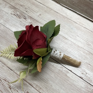 Örök menyasszonyi csokor vőlegény kitűzővel - bordó - esküvő - menyasszonyi- és dobócsokor - Meska.hu