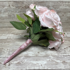 Örök menyasszonyi csokor vőlegény kitűzővel - vegyes rózsaszín - esküvő - menyasszonyi- és dobócsokor - Meska.hu