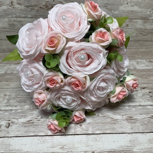 Örök menyasszonyi csokor vőlegény kitűzővel - vegyes rózsaszín - esküvő - menyasszonyi- és dobócsokor - Meska.hu