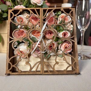 Szülőköszöntő virág box, édesanyának, nagymamának - esküvő - emlék & ajándék - szülőköszöntő ajándék - Meska.hu