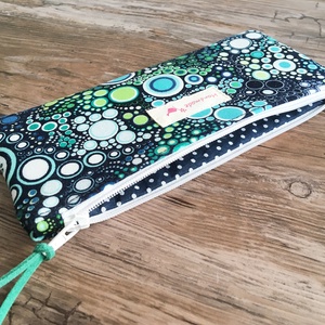 Buborék mintás kék zöld türkiz tolltartó neszesszer szemüvegtartó karácsony ajándék - táska & tok - neszesszer - Meska.hu