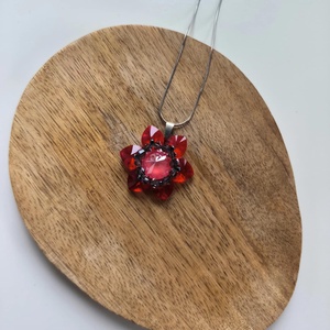 Pipacs virágmedál osztrák kristálygyöngyből - ékszer - nyaklánc - medál - Meska.hu