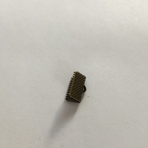 100 db sárgaréz színű szalagvég 10 mm, Kellékek & szerszámok, Gyöngyfűzés kellékek, Egyéb alkatrész, Ékszerkészítés, MESKA