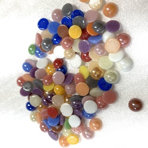  KEREK CABOCHON VEGYES SZÍNBEN, 7 MM-ES  - kellékek & szerszámok - gyöngyfűzés kellékek - üveggyöngy - Meska.hu