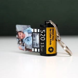 Különleges filmszalagos kulcstartó saját fotókkal - táska & tok - kulcstartó & táskadísz - kulcstartó - Meska.hu