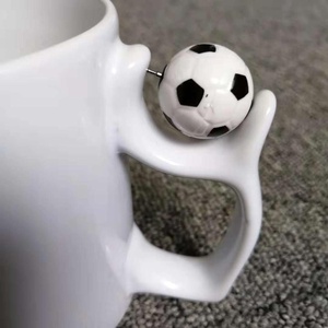 Különleges bögre focilabdával - kérhető bármilyen felirattal, képpel, logóval - otthon & életmód - konyhafelszerelés, tálalás - tálalás - bögre & csésze - Meska.hu