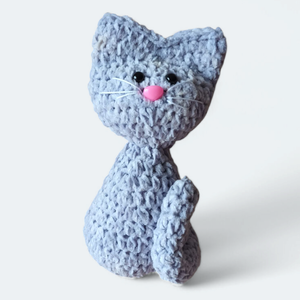 Plüss cica világos szürke 13 cm-es  - Meska.hu
