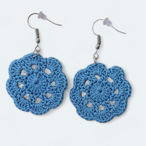Csipkerózsa fülbevaló világoskék , Ékszer, Fülbevaló, Lógó fülbevaló, Horgolás, MESKA