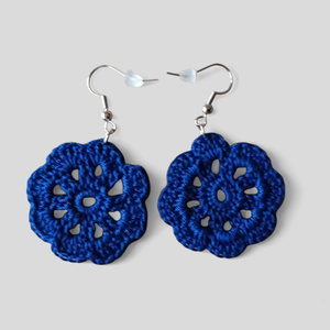 Csipkerózsa fülbevaló királykék , Ékszer, Fülbevaló, Lógó fülbevaló, Horgolás, MESKA